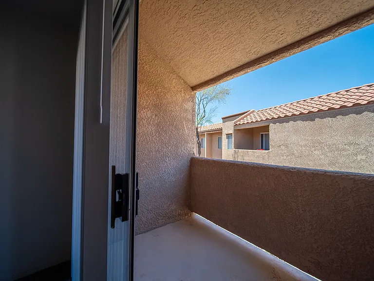 Kachina Springs Apartments — Photo 12