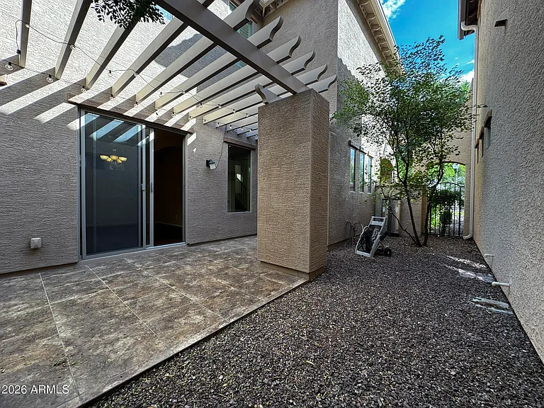 837 W Village Pkwy — Photo 12