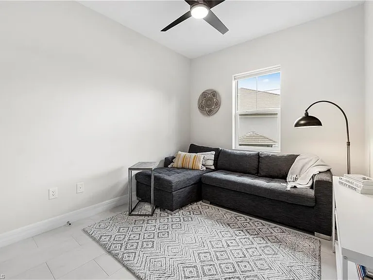 178 Indies Dr E #201 — Photo 28