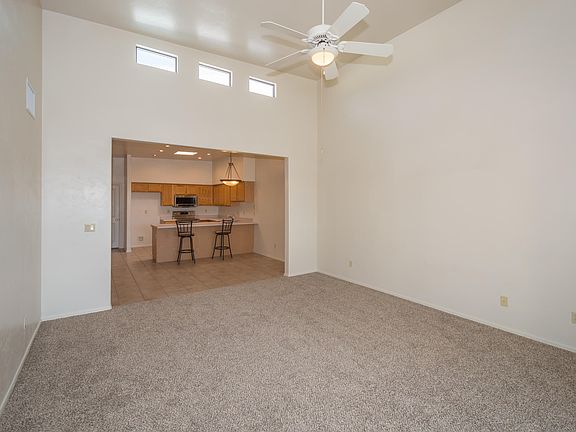 4th image of 8139 N Peppersauce Dr