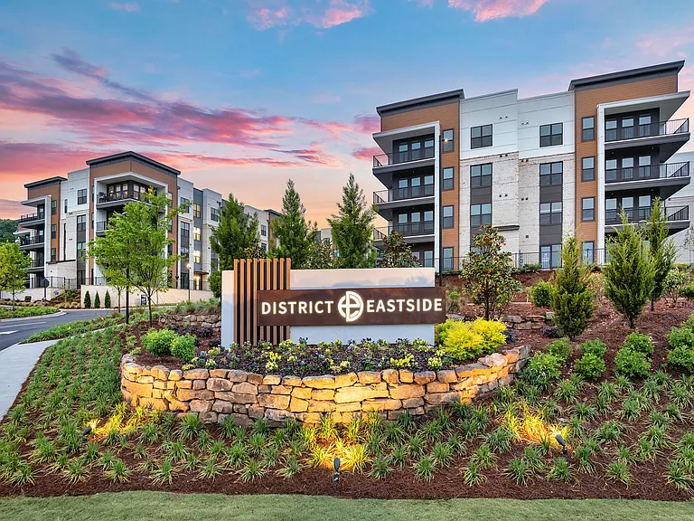 District Eastside — Photo 1