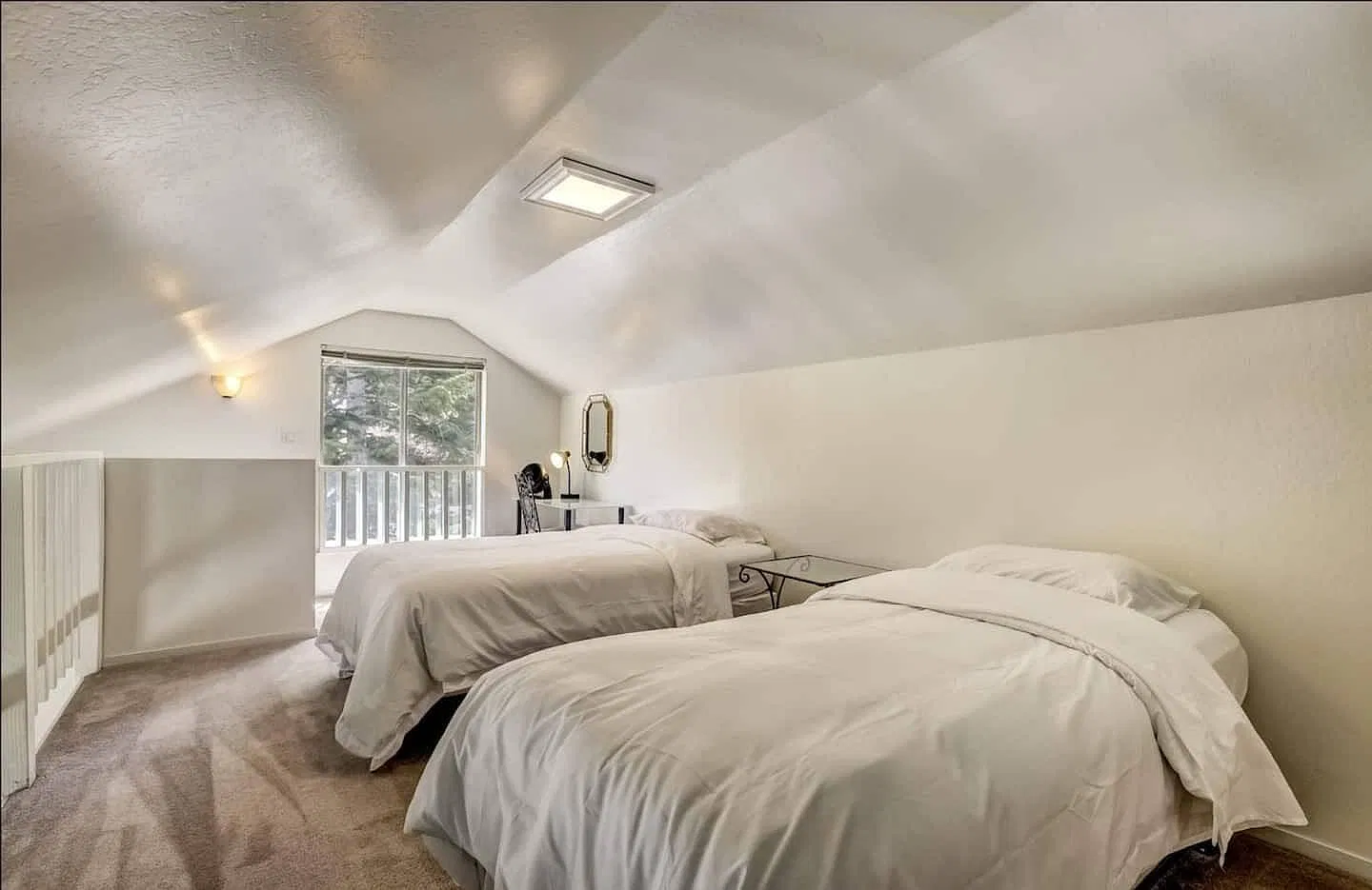 2 bed, 600 sqft, $2,850 — Photo 4