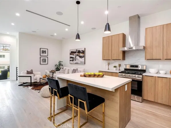 5258 Hermitage Ave #5, Valley Village, CA 91607