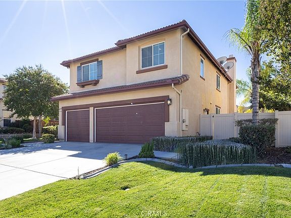 5th image of 34823 Miller Pl