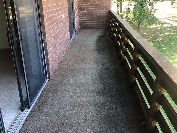 2nd image of 1402 Villa Dr APT K