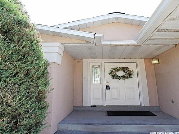 3rd image of 12545 N Hillcrest Dr