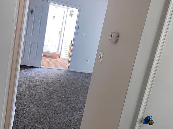3rd image of 8627 Beekman Pl Unit C