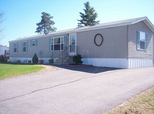 192 Spruce Dr, Farmington, NH 03835