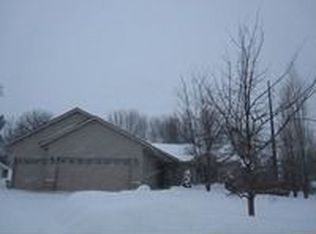 640 Riverwood Dr SW, Owatonna, MN 55060