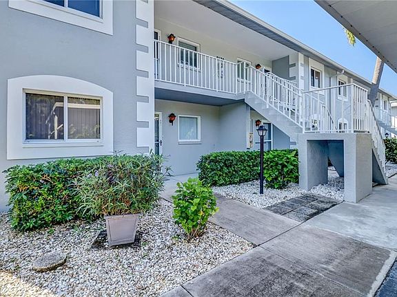 3rd image of 8170 Summerlin Village Cir Unit 606
