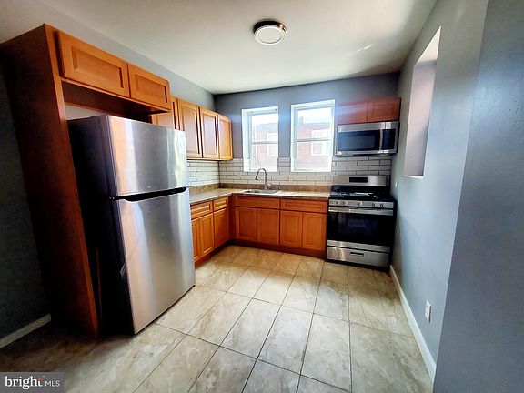 5th image of 4750 Tampa St