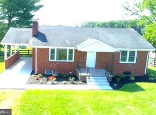 43129 Lucketts Rd, Leesburg, VA 20176