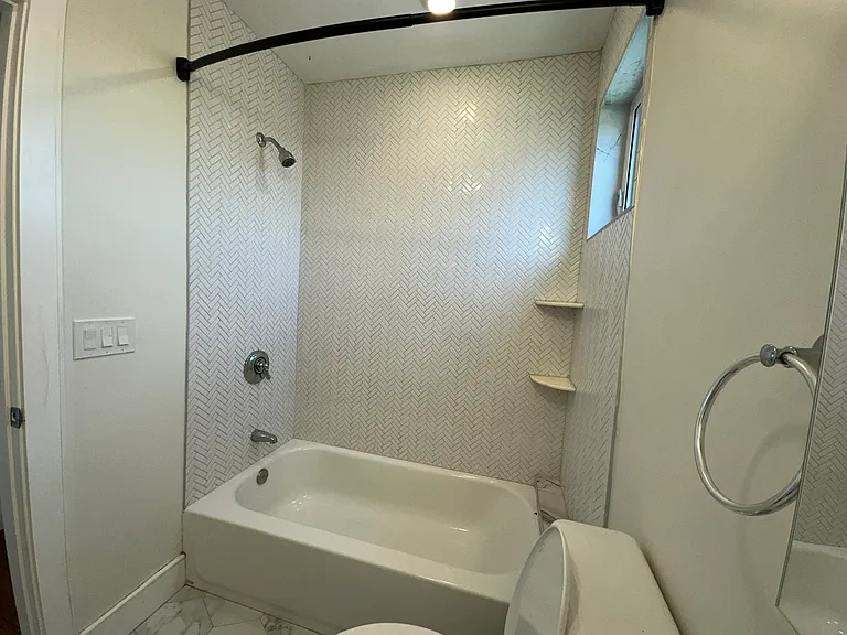 3 Morton Pl #2 — Photo 7