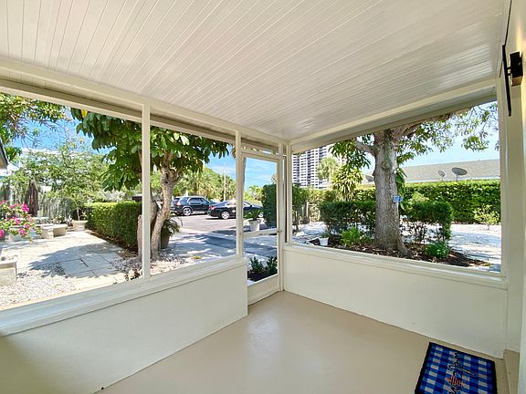 4th image of 5811 N Flagler Dr