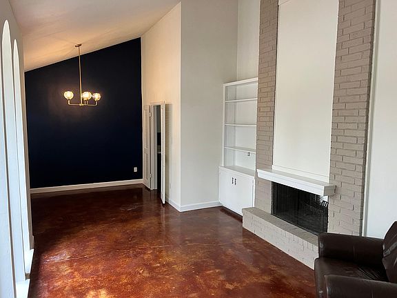 3rd image of 7112 Scenic Brook Dr