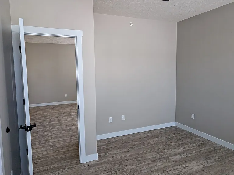 3418 Brecken St — Photo 59