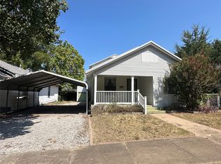 1123 E 9th St, Okmulgee, OK 74447