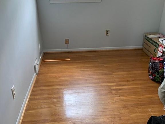 4th image of 365 Avon St Floor 1