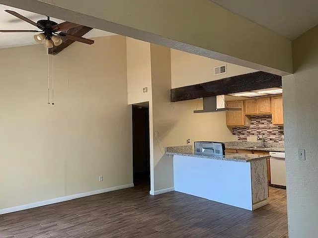 5844 Palm Ave — Photo 9