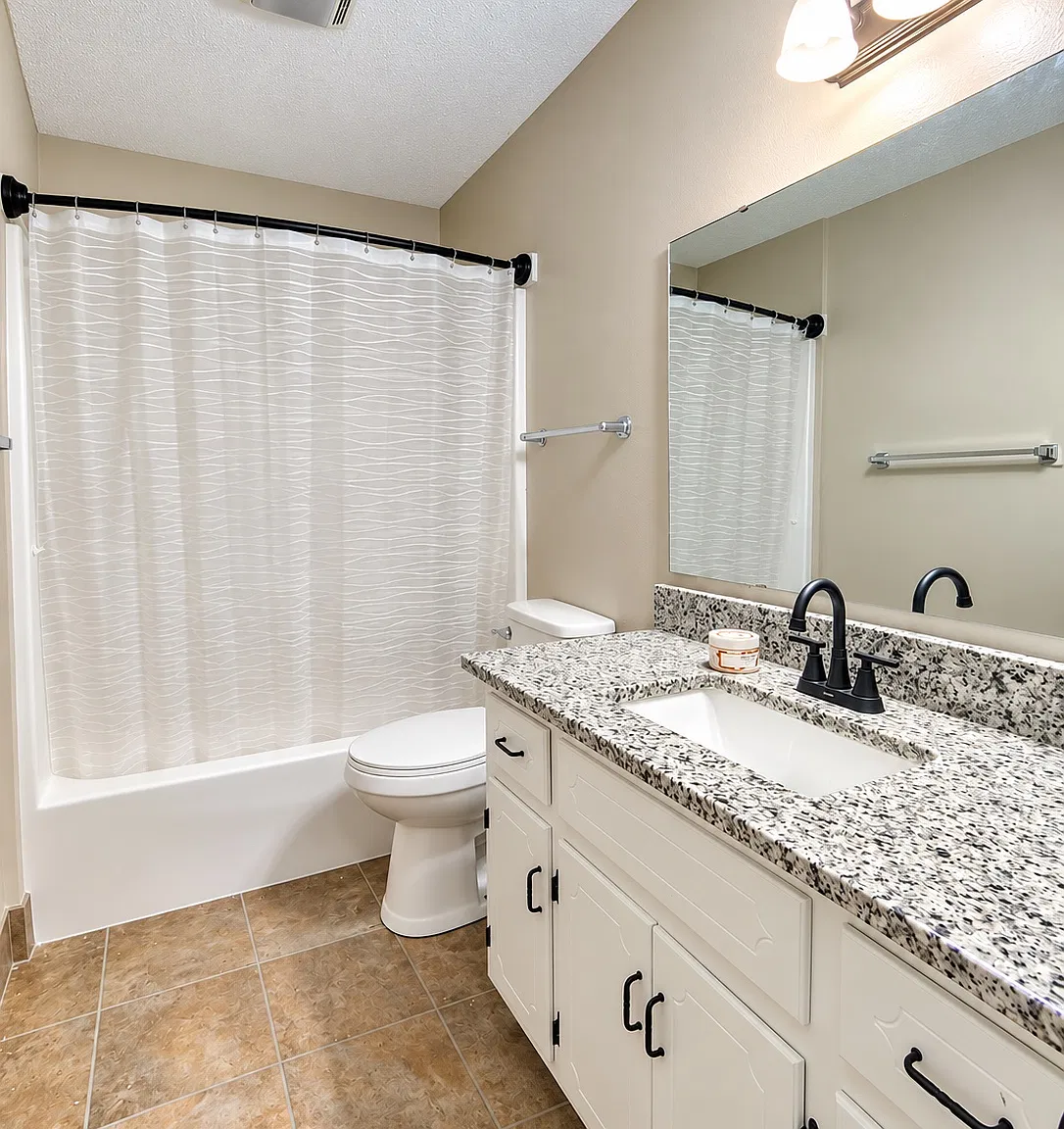 2 bed, 1008 sqft, $1,200 — Photo 4