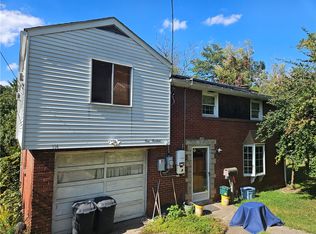 114 W Bruceton Rd, Pittsburgh, PA 15236