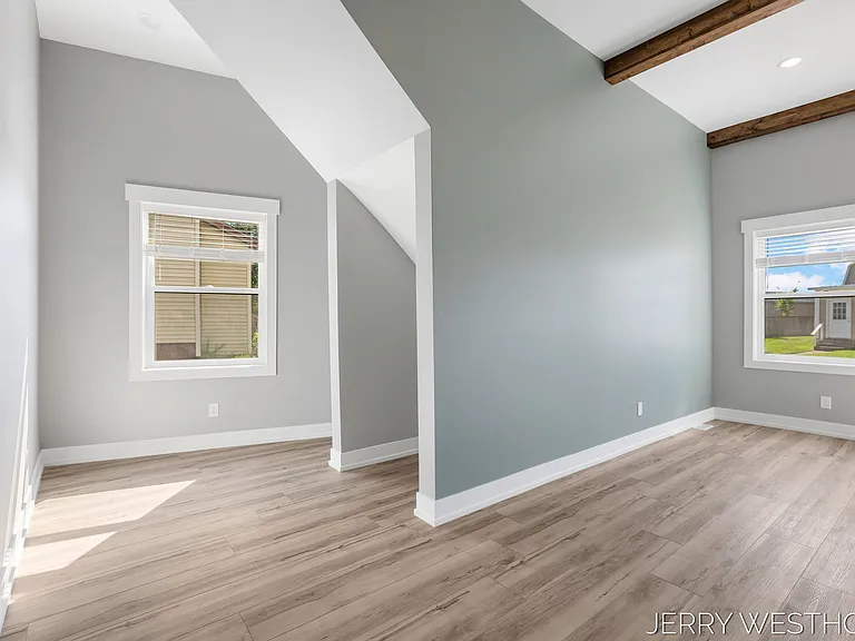 715 Butterworth St SW #3 — Photo 7