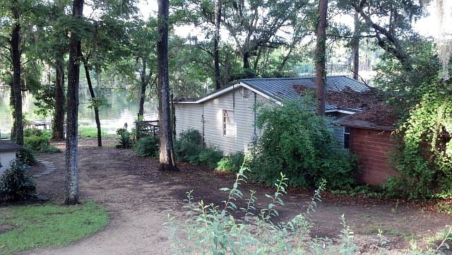 1st image of 2596 Lakeview Cir