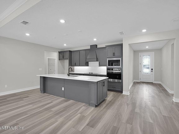 5th image of 2323 GLADE Lane