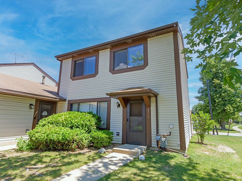 1st image of 5613 Pebblebeach Dr Unit 5613