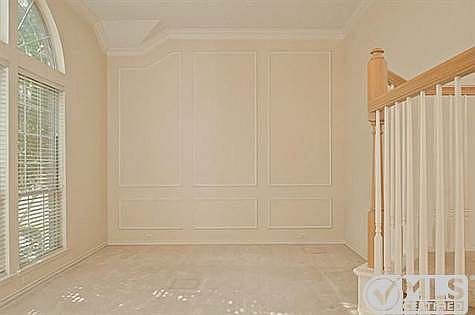 4th image of 6925 Banyon Dr