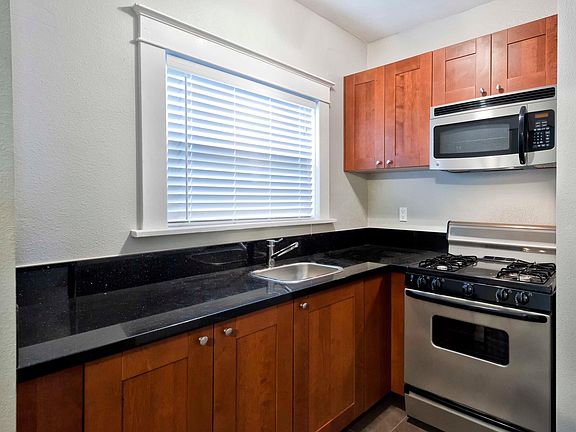 3rd image of 235 Linden Ave