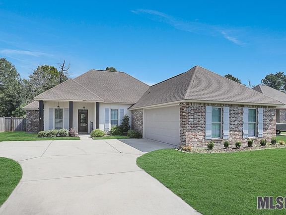 3rd image of 10705 Creek Haven Ct