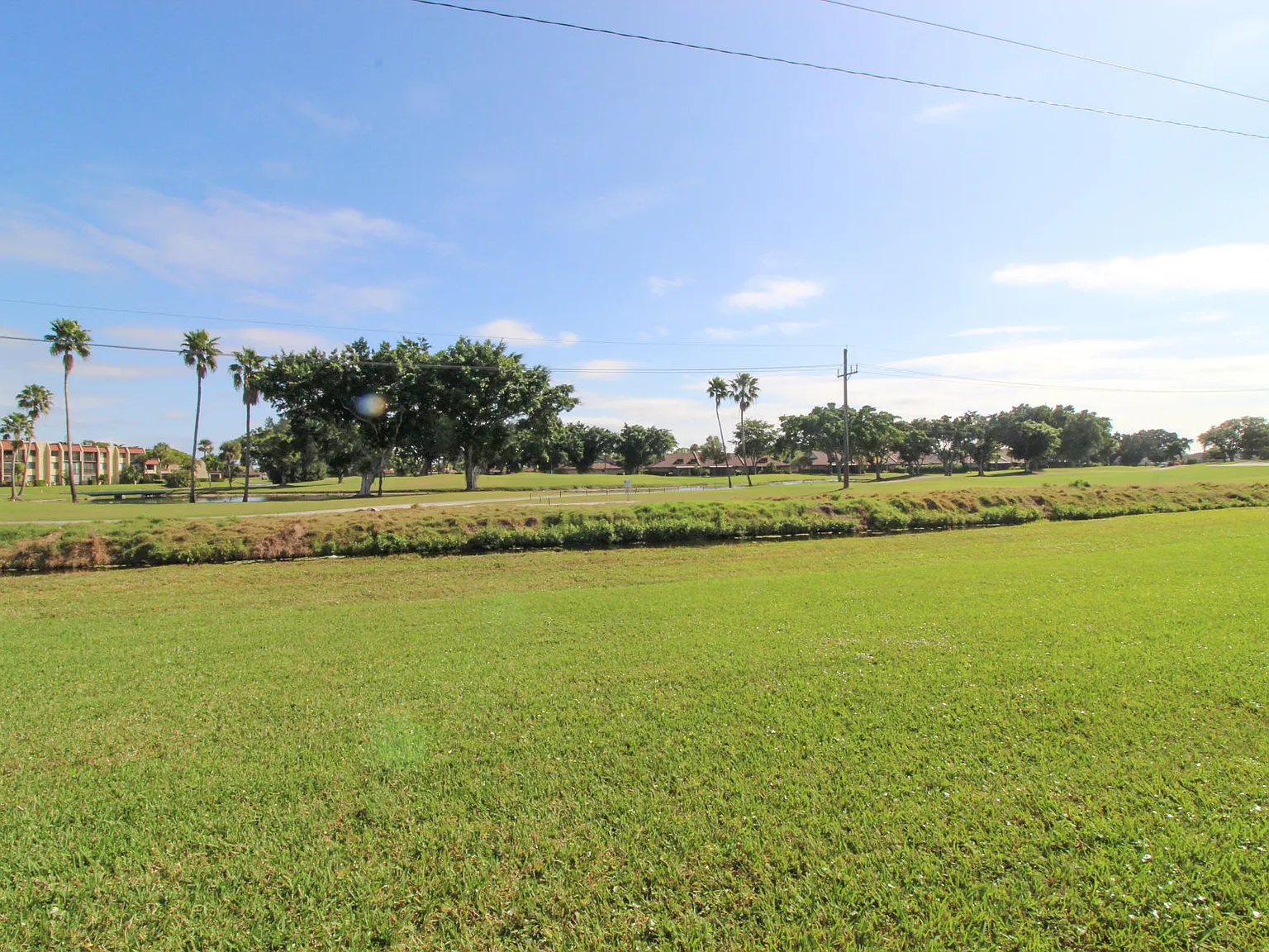 building 9 — Photo 3