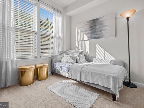 4th image of 3103 Potters Hill Rd