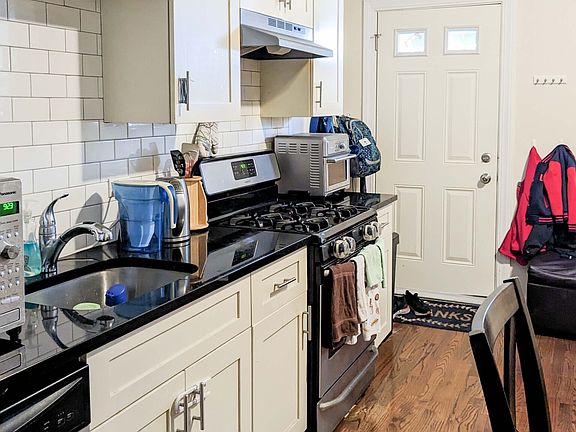4th image of 4849 N Wolcott Ave #1