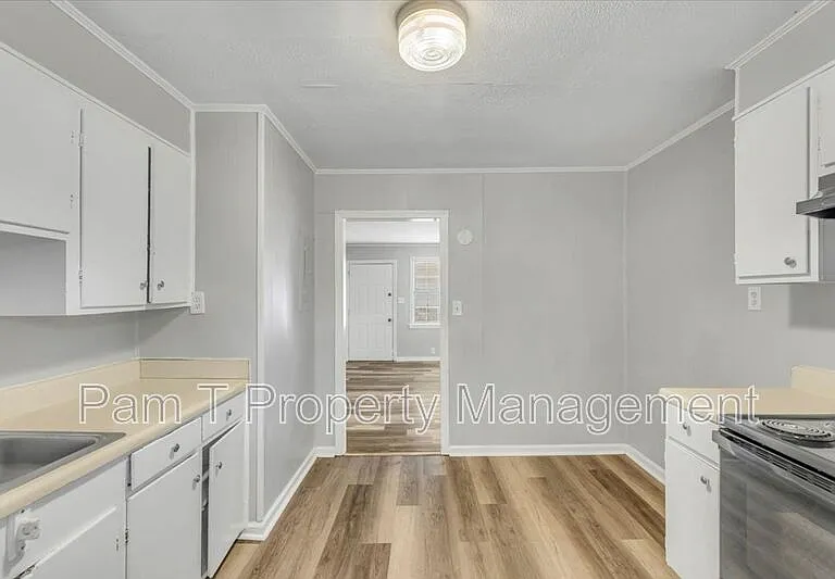 217 W 73rd St — Photo 11