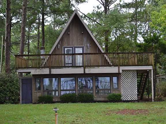 2nd image of 382 Bayshore Dr