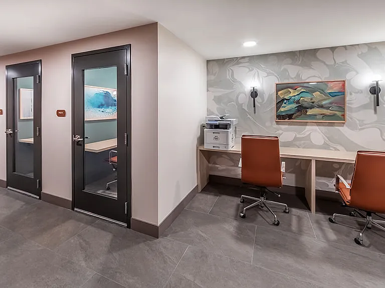 Bowen Apartments — Photo 17