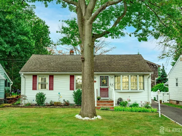 457 Wylie St, Avenel, NJ 07001