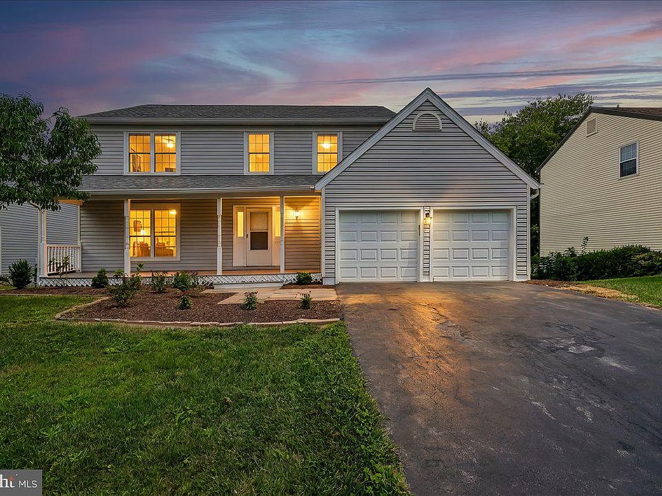 1st image of 24017 Pecan Grove Ln