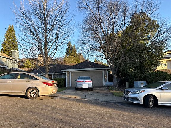 2nd image of 172 Livermore Way