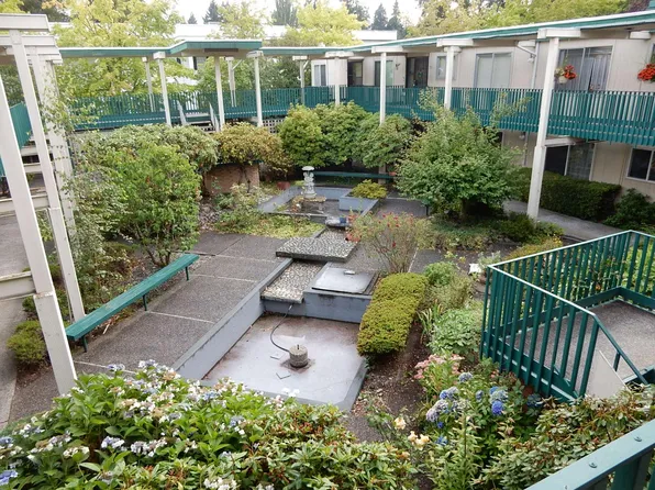 10430 Gravelly Lake Dr SW APT 45, Tacoma, WA 98499