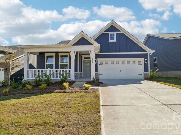 3252 Oberon St, York, SC 29745