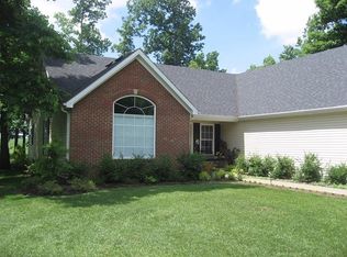 211 Countryside Ests, Waynesburg, KY 40489