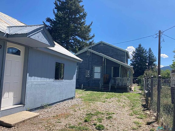 5th image of 421 Maple Ave