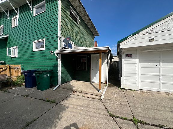 2nd image of 37 Peoria St