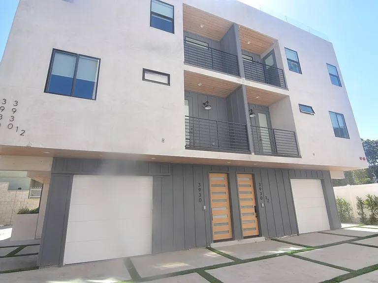 3930 S Wisconsin St — Photo 22
