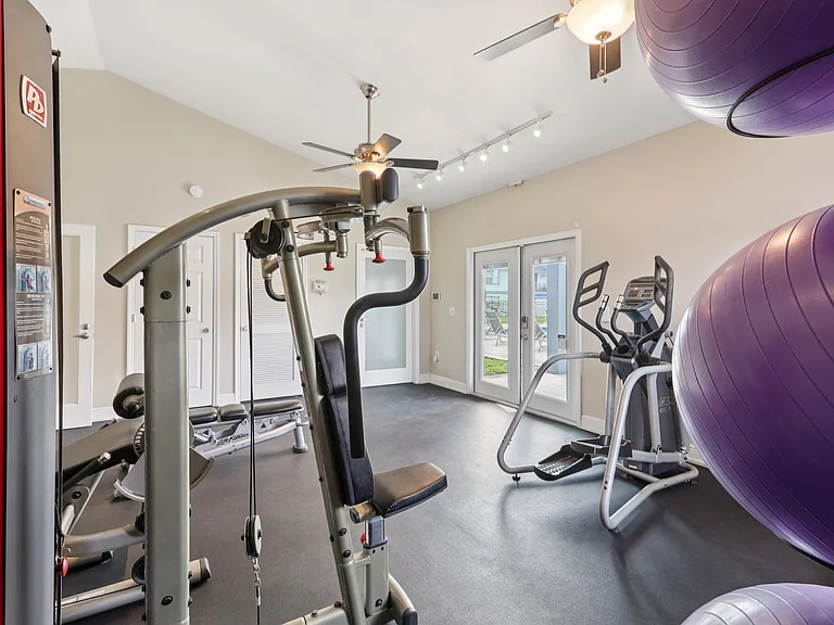 Serenity Lake Apartments — Photo 17