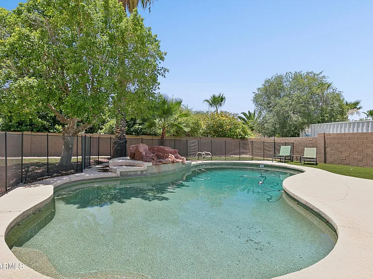 8611 W Foothill Dr — Photo 66