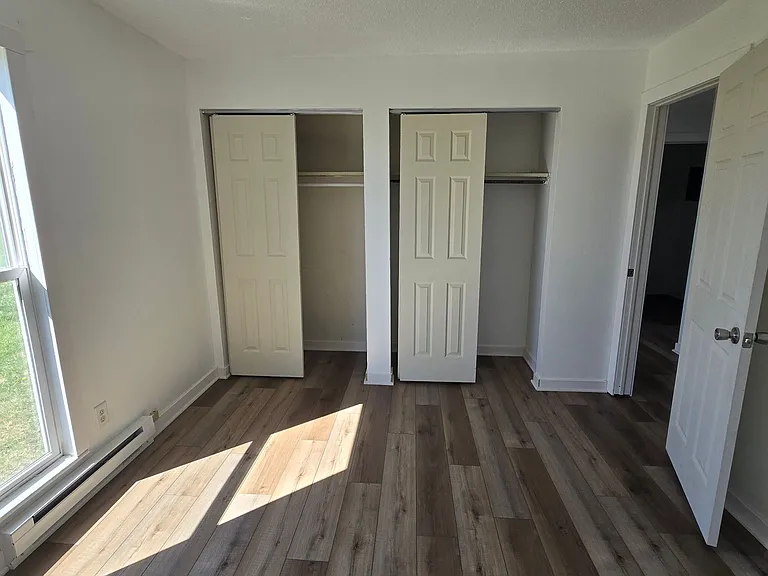 2 bed, 1.5 bath, $825 — Photo 24